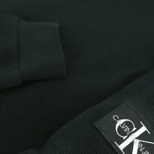 Calvin Klein Chandail Monogram Badge Waffle Ls Tee En Noir vente à bas prix 15