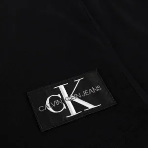 Calvin Klein T-shirt Badge Turn Up Sleeve En Noir soldes luxe 15