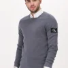 Calvin Klein Pull Monogram Badge Crew Neck Sweater En Gris marques de renommée 19