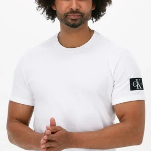 soldes Calvin Klein T-shirt Monogram Badge Waffle Ss Tee En Blanc 11