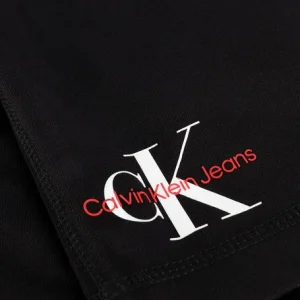 à prix promos Calvin Klein Pantalon Courte Monogram Logo Hwk Short En Noir 15