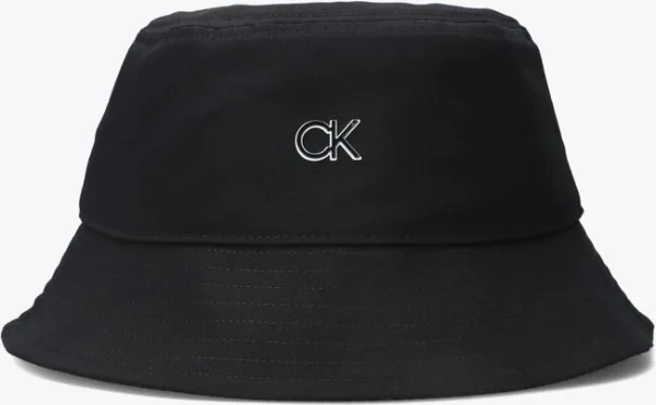 Calvin Klein Ck Outlined Bucket Chapeau En Noir styles dernier cri 1