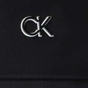 Calvin Klein Ck Outlined Bucket Chapeau En Noir styles dernier cri 15