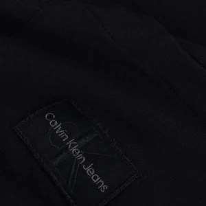 en vente Calvin Klein T-shirt Shrunken Badge Pocket Tee En Noir 15