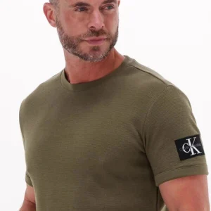 Acheter Calvin Klein T-shirt Monogram Badge Waffle Ss Tee Olive 11