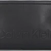 en ligne vente Calvin Klein Minimal Hardware Crossbody Sac Bandoulière En Noir 17