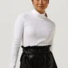 Calvin Klein Col Roulé Rib Mock Neck En Blanc à prix réduits 17