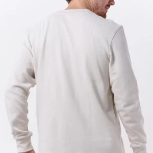 Calvin Klein Pull Shrunken Badge Ls Waffle Tee En Beige vente en ligne 9