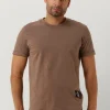 Livraison internationale Calvin Klein T-shirt Badge Turn Up Sleeve En Marron 19