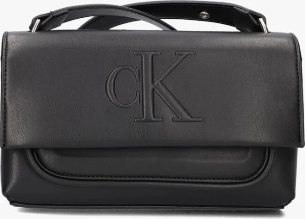 en ligne vente Calvin Klein Sculpted Ew Flap25 Pipping Sac Bandoulière En Noir 1