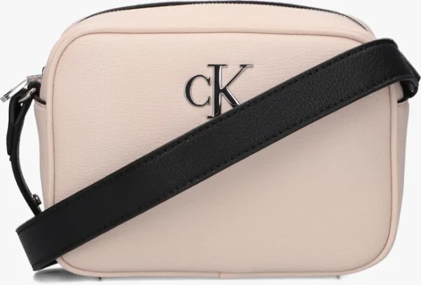 Calvin Klein Minimal Monogram Camera Bag18 Sac Bandoulière En Rose magasin pas cher 3