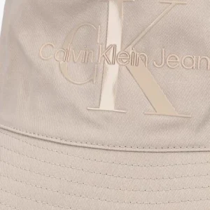 Calvin Klein Monogram Bucket Hat Chapeau En Beige Retour Facile et Gratuit 15