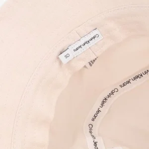 excellente qualité Calvin Klein Monogram Bucket Hat Chapeau En Rose 13