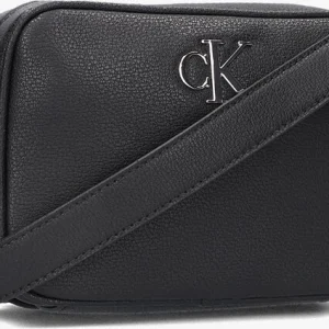 boutique en ligne Calvin Klein Minimal Monogram Camera Bag18 Sac Bandoulière En Noir 9