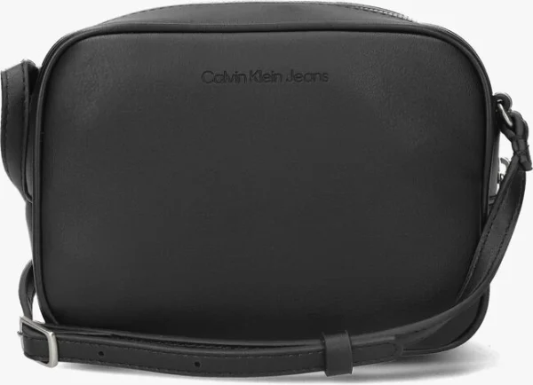 en vente Calvin Klein Sculpted Camera Bag18 Monol Sac Bandoulière En Noir 4