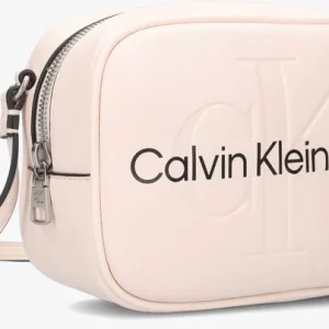 Paiement sécurisé Calvin Klein Sculpted Camera Bag18 Monol Sac Bandoulière En Rose 9