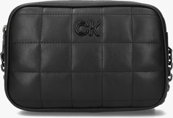 Prestation Et Rapide Calvin Klein Re-lock Quilt Camera Bag Sac Bandoulière En Noir 1